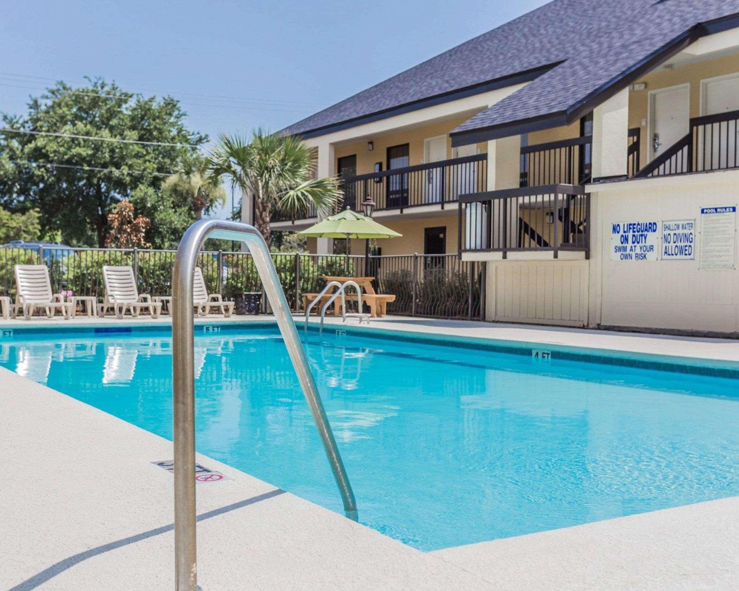 Quality Inn Mt Pleasant - Charleston Mount Pleasant Bagian luar foto